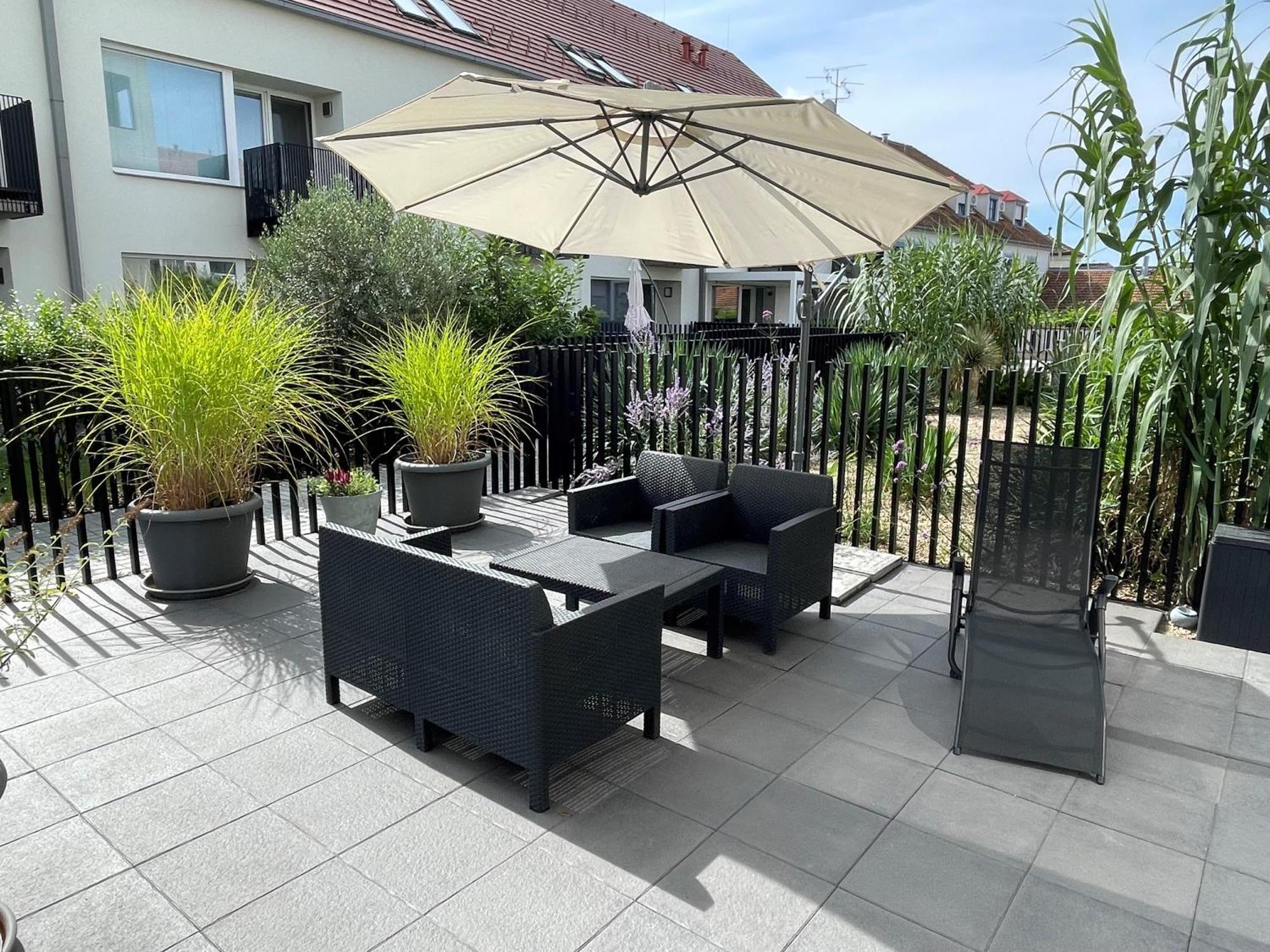 Apartmany Rose Mikulov Exterior foto